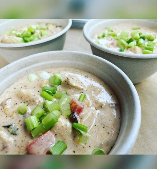 Southwestern Cheesy Chicken Dip in bowls.