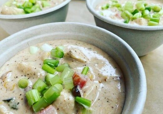 Southwestern Cheesy Chicken Dip in bowls.